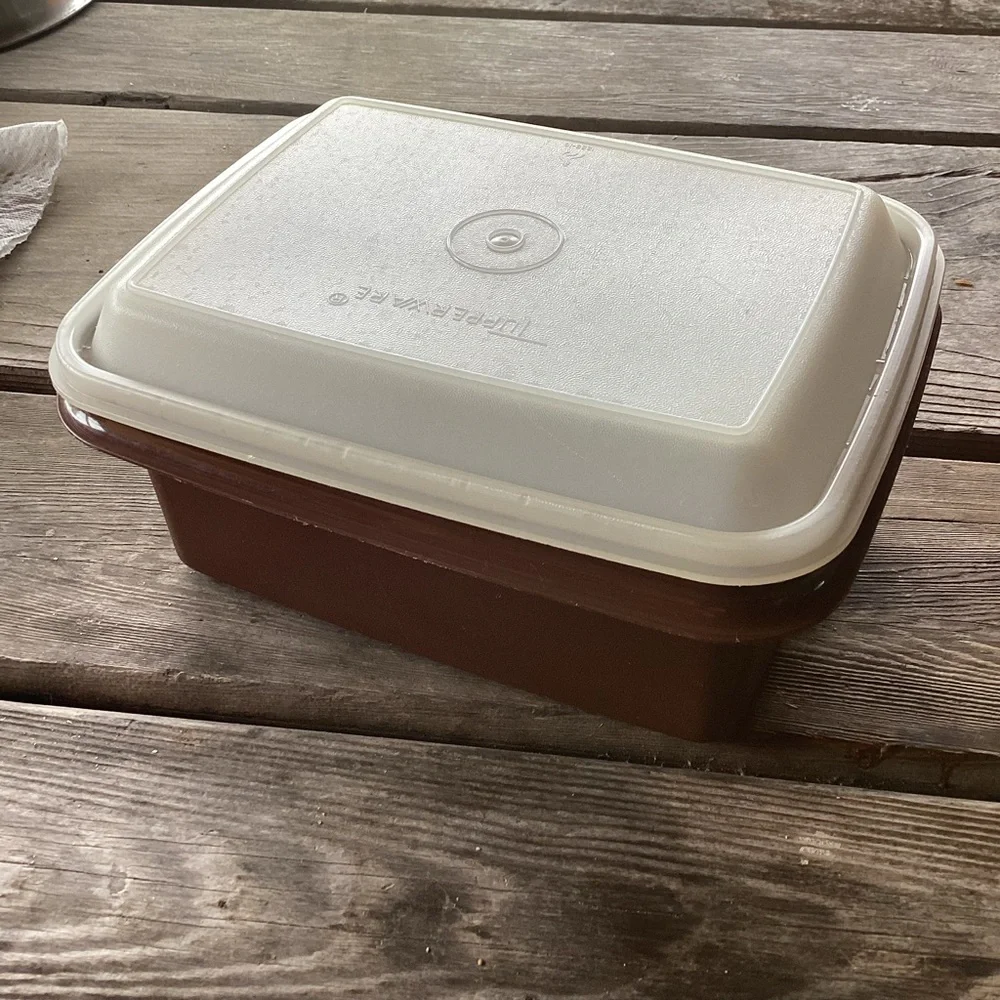 Tupperware Vintage Ice Cream Keeper in brown
